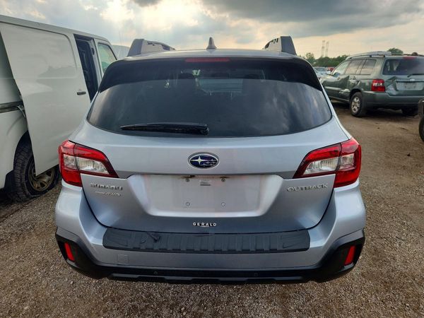 2018 SUBARU OUTBACK
