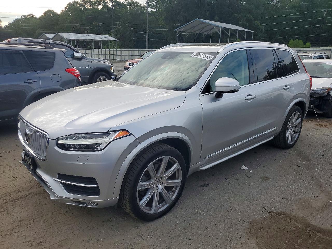 2016 VOLVO XC90