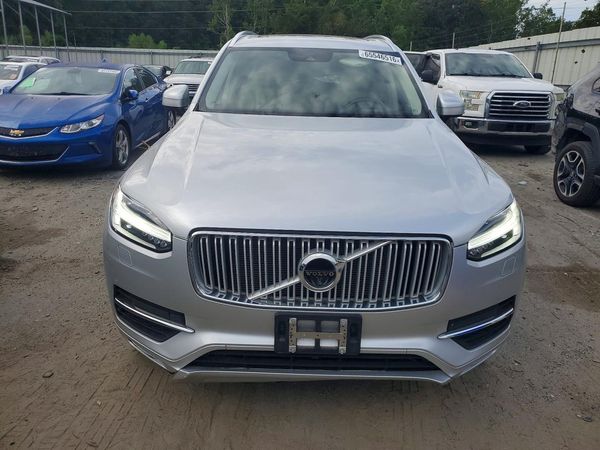 2016 VOLVO XC90