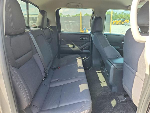 2023 NISSAN FRONTIER Crew Cab