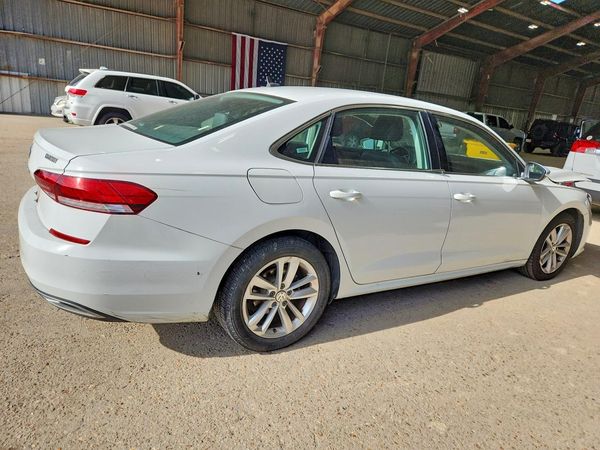 2020 VOLKSWAGEN PASSAT