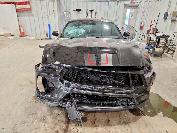 2024 FORD MUSTANG