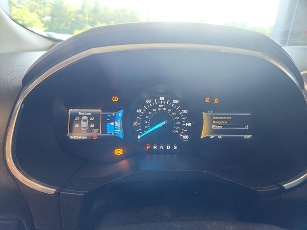 2017 FORD EDGE Titanium