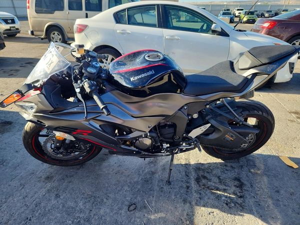 2022 KAWASAKI ZX636