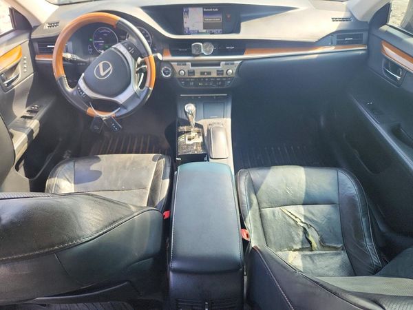 2014 LEXUS ES 300h