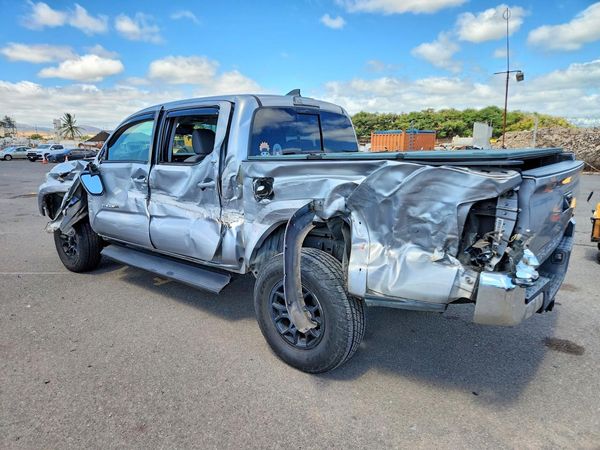 2019 TOYOTA TACOMA SR5