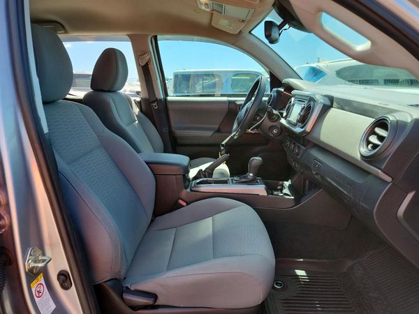 2019 TOYOTA TACOMA SR5