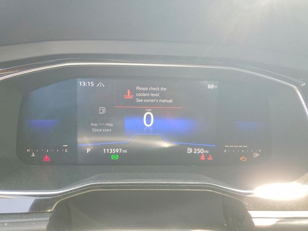 2022 VOLKSWAGEN JETTA