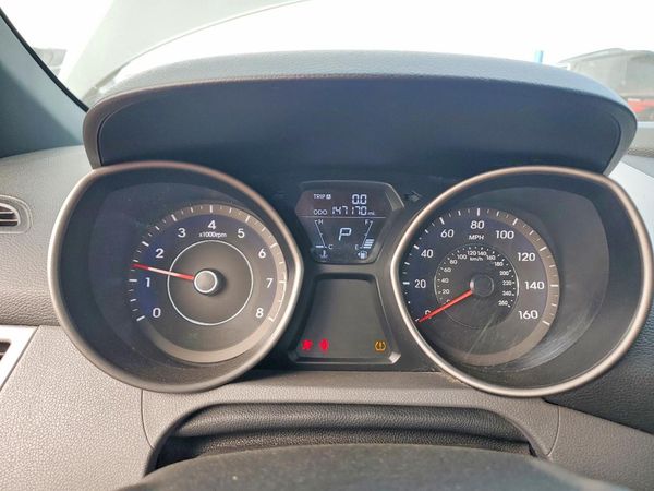 2013 HYUNDAI ELANTRA