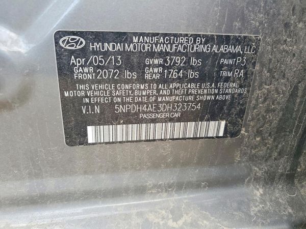 2013 HYUNDAI ELANTRA