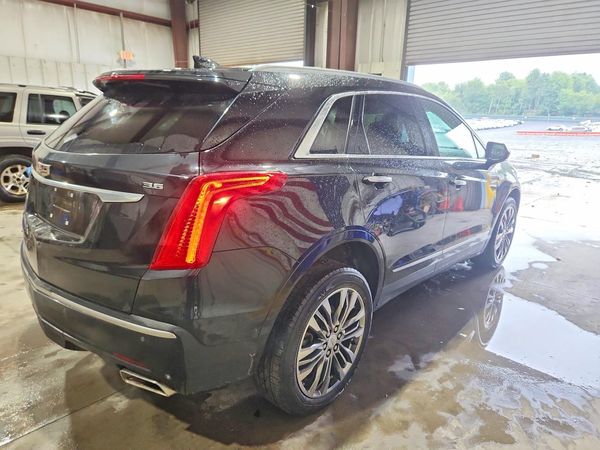 2018 CADILLAC XT5 Premium Luxury