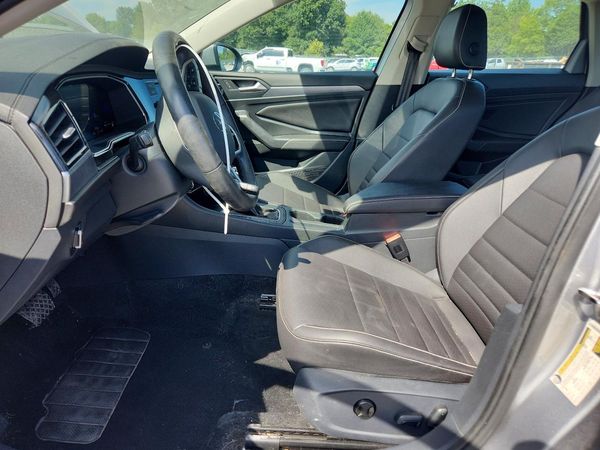2024 VOLKSWAGEN JETTA SE, SE (AQ301 Trans) — DENT