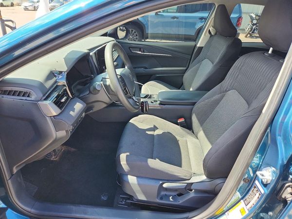 2025 TOYOTA CAMRY — DENT