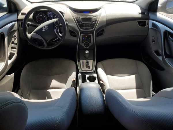 2013 HYUNDAI ELANTRA