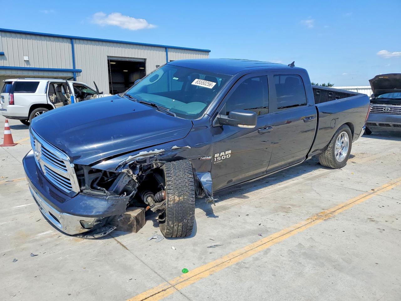 2019 RAM 1500 CLASSIC SLT