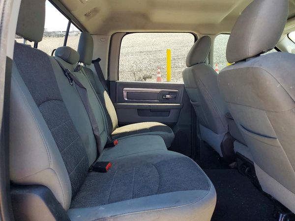 2019 RAM 1500 CLASSIC SLT