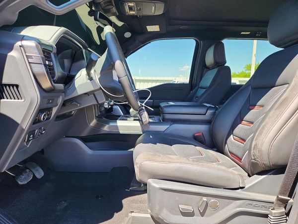 2025 FORD F150 Lariat