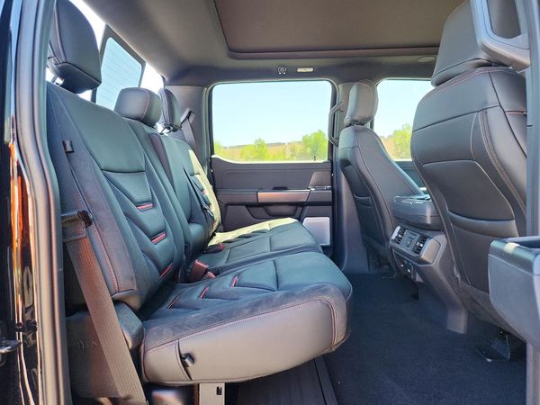 2025 FORD F150 Lariat