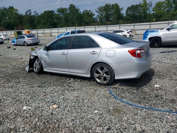 2013 TOYOTA CAMRY