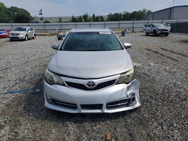 2013 TOYOTA CAMRY