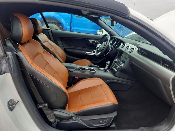 2020 FORD MUSTANG I4 Convertible
