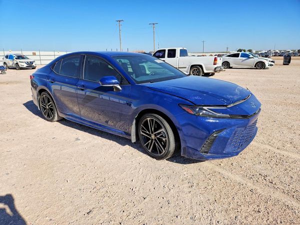 2025 TOYOTA CAMRY