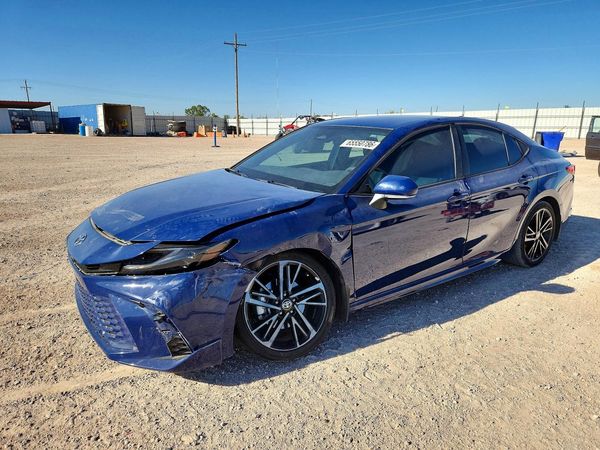 2025 TOYOTA CAMRY