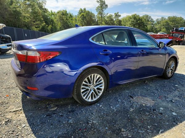 2013 LEXUS ES