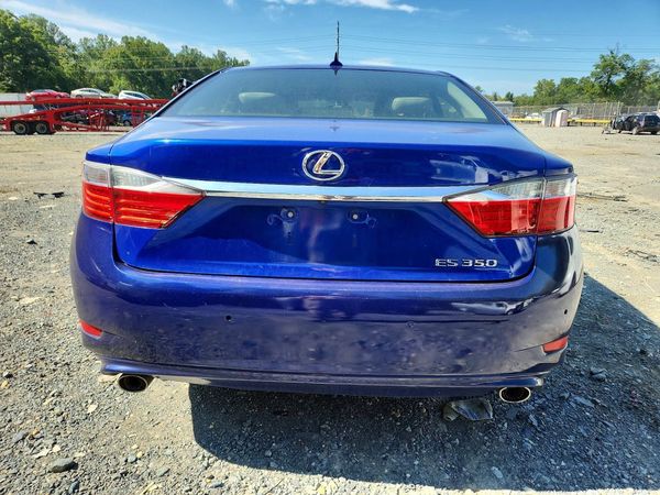 2013 LEXUS ES
