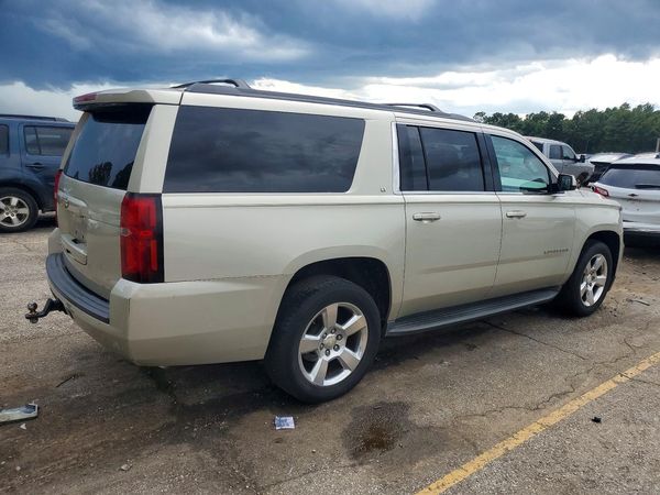 2016 CHEVROLET SUBURBAN LT