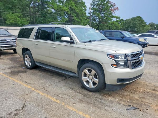 2016 CHEVROLET SUBURBAN LT
