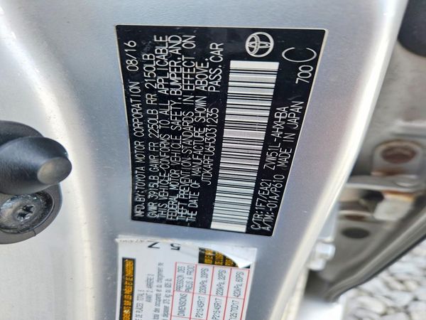 2017 TOYOTA PRIUS