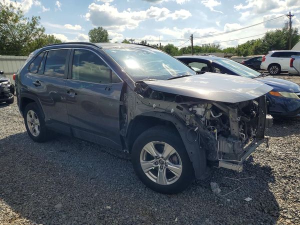 2019 TOYOTA RAV4 LE HV 4WD