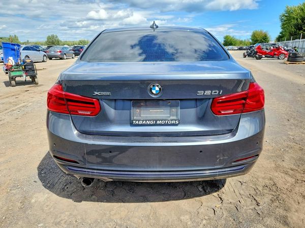 2017 BMW 320