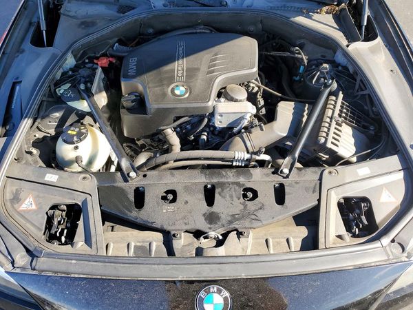 2016 BMW 528 — Engine bay