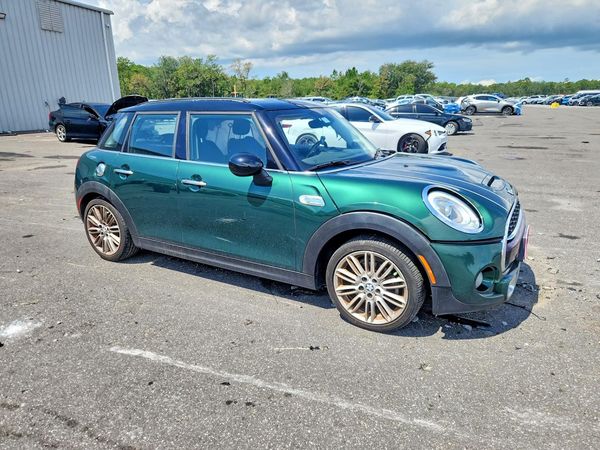2015 MINI COOPER