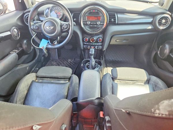 2015 MINI COOPER