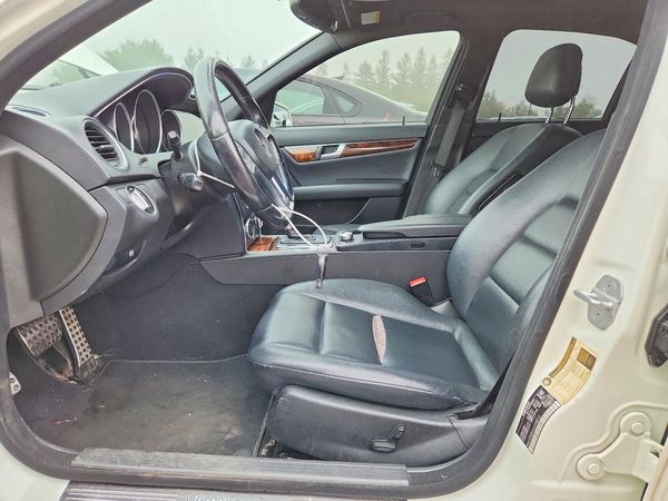 2012 MERCEDES-BENZ C