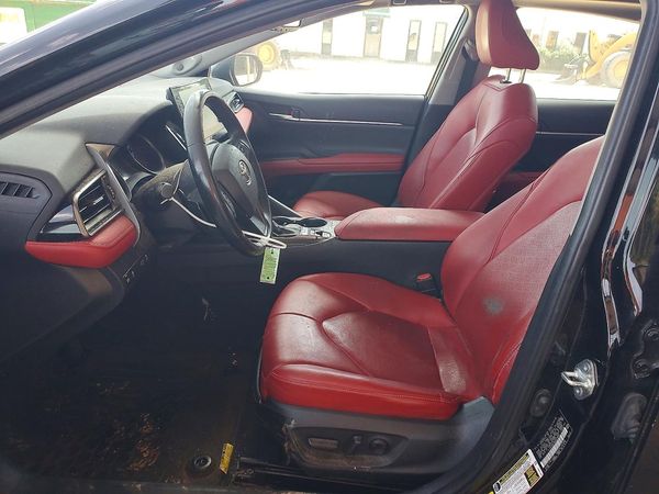 2022 TOYOTA CAMRY XSE