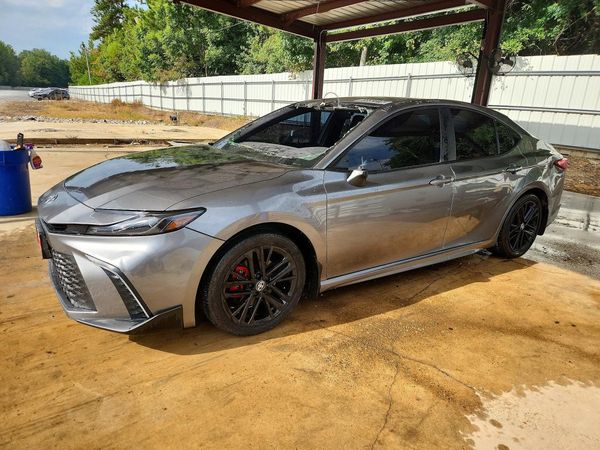 2026 TOYOTA CAMRY — DSFA — Front 3/4