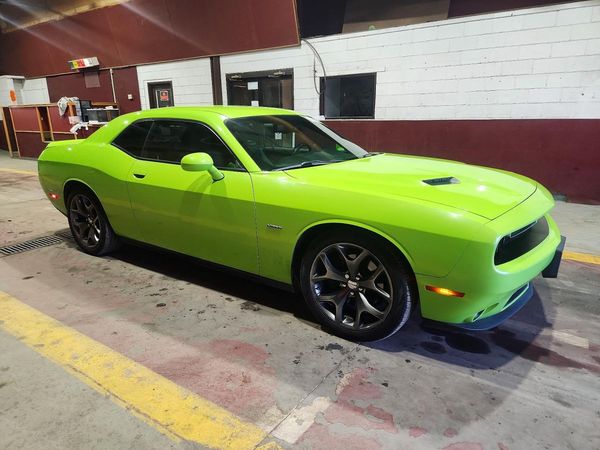 2015 DODGE CHALLENGER SXT — Passenger 3/4