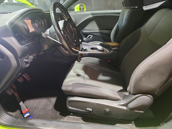 2015 DODGE CHALLENGER SXT — DENT