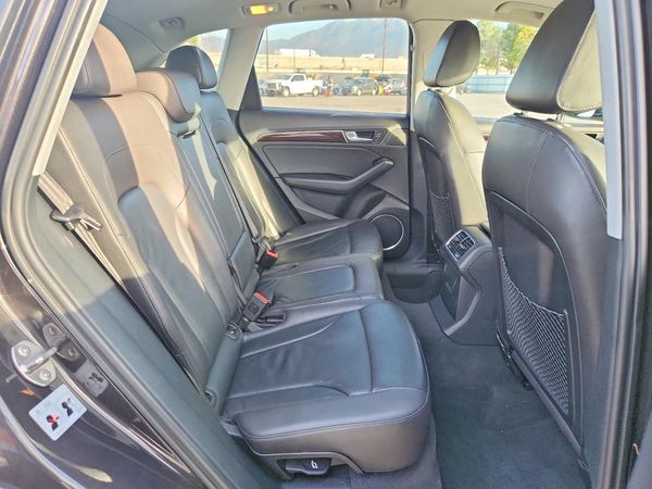 2016 AUDI Q5 quattro Premium Plus