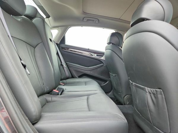 2018 GENESIS G80
