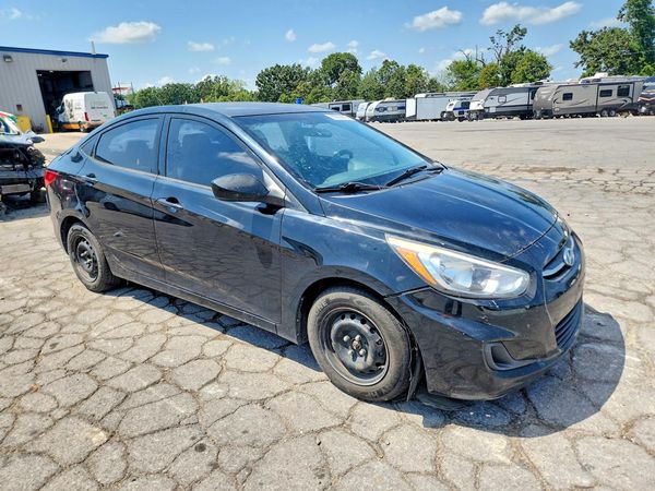 2016 HYUNDAI ACCENT