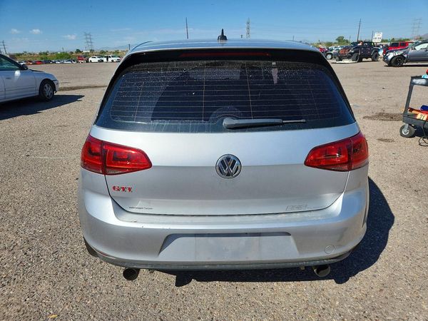 2017 VOLKSWAGEN GTI