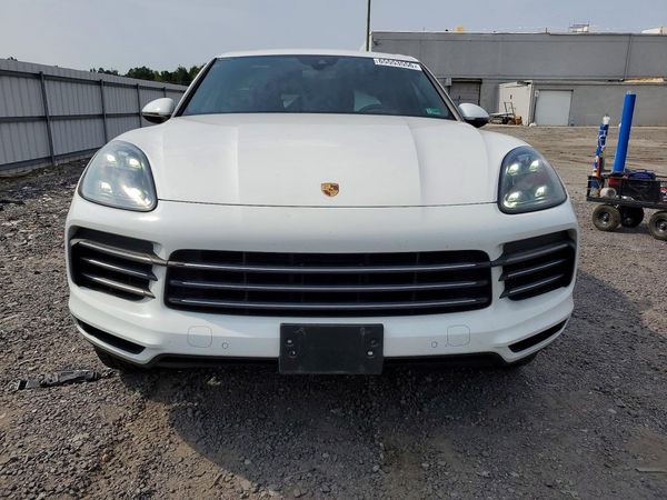 2020 PORSCHE CAYENNE