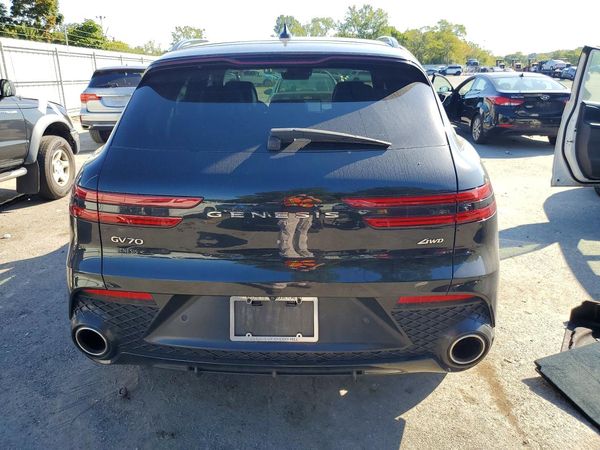 2023 GENESIS GV70