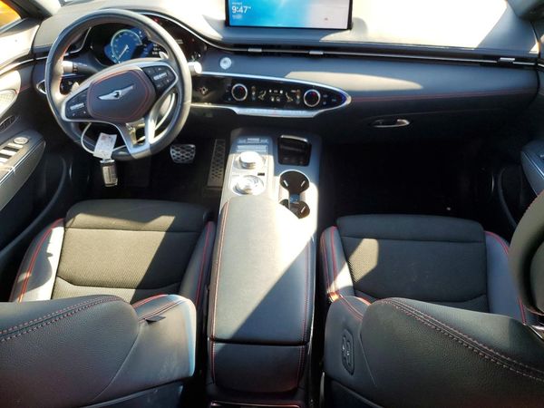2023 GENESIS GV70
