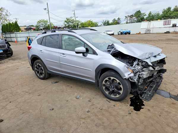 2021 SUBARU CROSSTREK Premium+ES